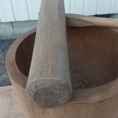  もち臼3升用と杵 幅約41cm高さ約50cm 餅つき 大晦日 お正月 もちつき 臼杵 行事の画像