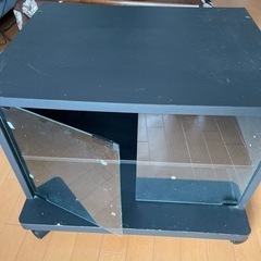 テレビ台の画像