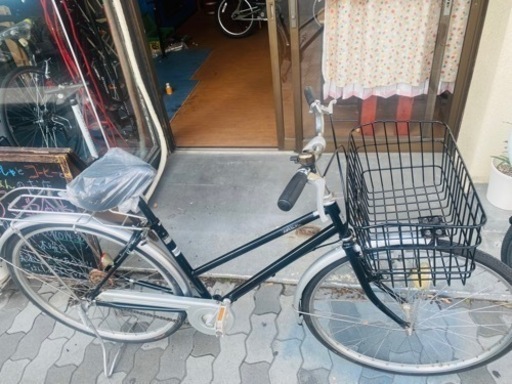 めちゃくちゃ丈夫なワイヤーカゴがついた中古自転車。5500円＋当店消費税5%＋登録料