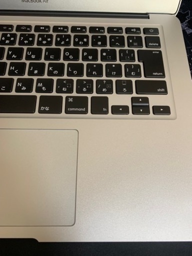アップル　MacBook Air i5-8GB-128G バッテリー新品