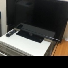 2016年製　32型デジタルハイビジョン液晶テレビ