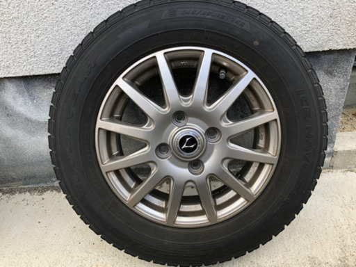 スタッドレスタイヤ　12インチ