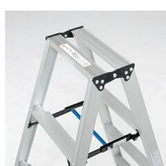 アルミ脚立120cm　新品　の画像