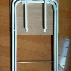 無料　折りたたみ机　50cm40cm