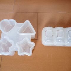 🍙薬入れ  おにぎり型 バラン等🍙の画像