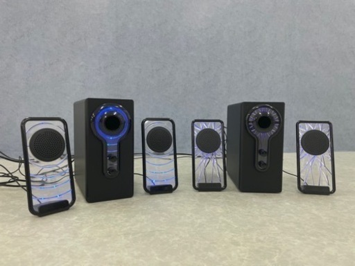 重低音　光るスピーカー　２台セット