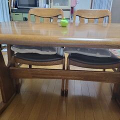 【光家具】ダイニングセット：テーブル&椅子４脚　の画像