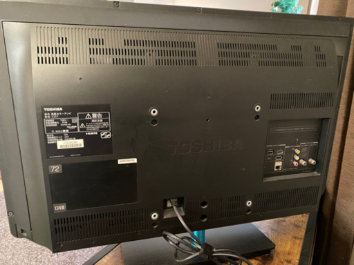 東芝　REGZA 32インチ