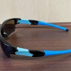 men'sスポーツサングラスオークリー似の画像