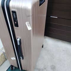 ジャンク品　スーツケース　