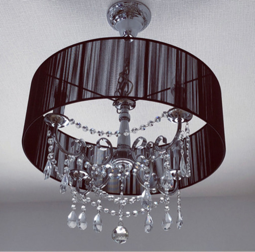 シャンデリア　電球付き