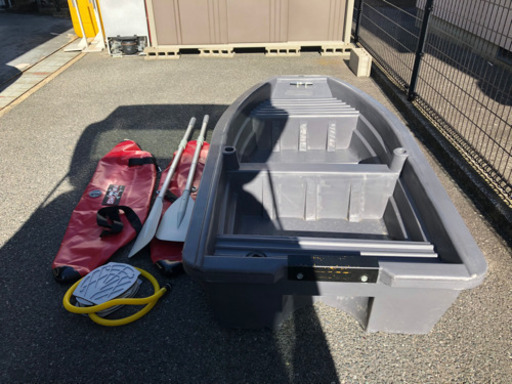 ミニボートと船外機