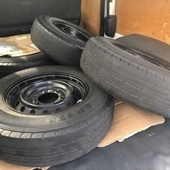 【あげます！】ハイエース純正スチールホイール（タイヤおまけ程度）の画像