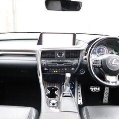 車検２年付 ＲＸ 30年式 10.8万km ４５０ｈ Ｆスポーツ 修復歴無し サンルーフ マークレビンソン 禁煙車の画像