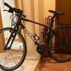 GIANT クロスバイク　自転車