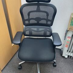 エルゴヒューマン ベーシック ヘッドレスト&ジャケットハンガー付