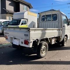 総額20.8万円 ダイハツ ハイゼットトラック 車検2年付き 2万キロ台 エアコンパワステなし！の画像