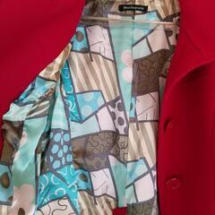 裏地がレトロなコートの画像