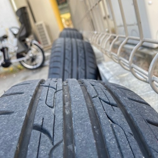 【値下げ！】夏タイヤ　ホイールセット　195/55R16 4穴　日産ノートに使用