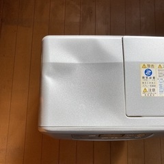 石油ファンヒーターの画像