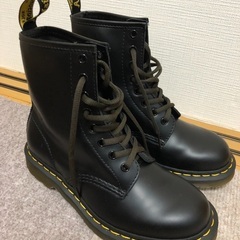ドクターマーチン ブーツ
