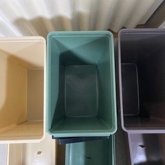 ゴミ箱の画像