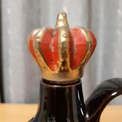 レトロな陶器の酒器・オブジェの画像