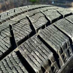 205/65R16　ブリジストンスタッドレスタイヤ　ブリザックVRX　2本の画像