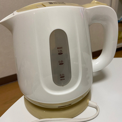 電気ケトルの画像