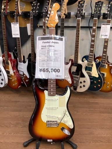 fender Japan フェンダージャパン　トラディショナル　60sストラトキャスター
