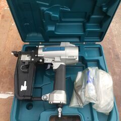 代理出品　マキタ　エアタッカーAT1150　フローリング　　管か10　　の画像