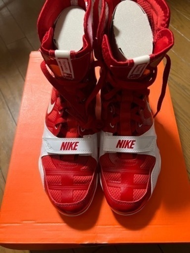 NIKE HYPERKO