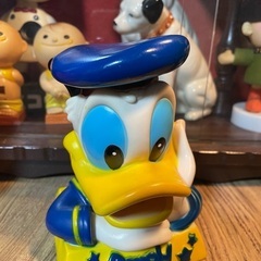 レトロなミッキーとドナルドの貯金箱☆の画像