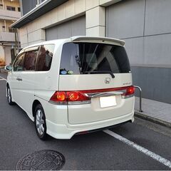 ステップワゴンG特別仕様車　ＨＤＤナビスタイルセレクト　Ｈ19　車検4/9　走行127000ｋ　モデューロ仕様フルエアロ　純正ＨＤＤナビ＆カラーバックカメラ　両側パワースライド　キセノン　8人乗の画像