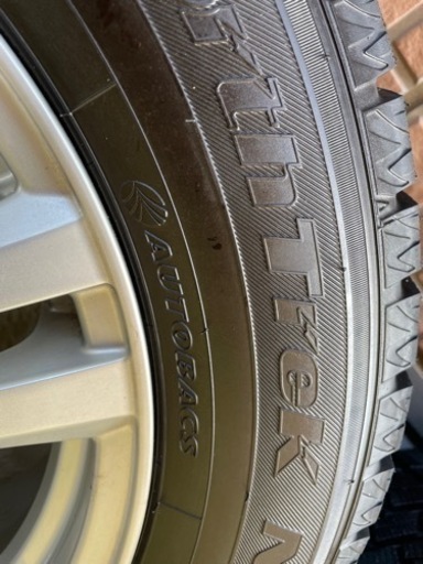 イボありスタッドレス195/65/15