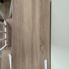 【引き取り】デスク&チェアー　コンセント付きの画像
