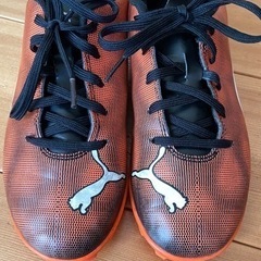 プーマ　フットサル　サッカーシューズ　清掃済みの画像