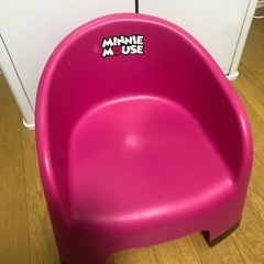 ミニーちゃんのキッズチェア