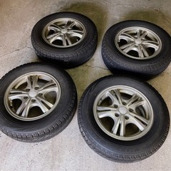 【中古】スタッドレス 205/65 R15 2016年