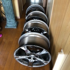 レクサスI S300スポーツ純正オプション4本、スタッドレス用に如何ですか。の画像