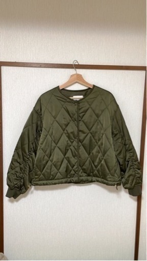 【✨美品✨】値下げしました❗️光沢のあるキルティングジャケット
