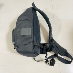 【一回使用】ロープロ Lowepro カメラバッグ スリングショット200AWの画像