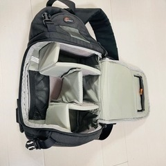【一回使用】ロープロ Lowepro カメラバッグ スリングショット200AWの画像