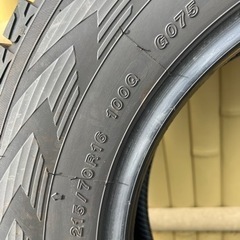 ヨコハマ スタッドレスタイヤ 4本 215 70 r16