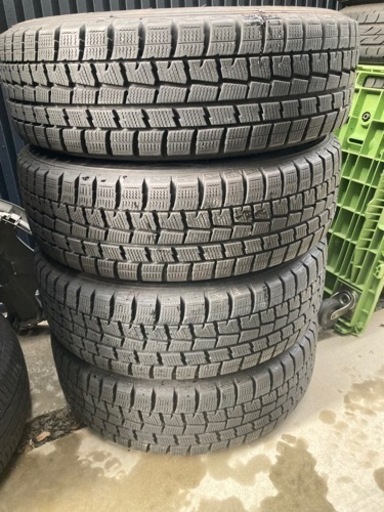 スタッドレスタイヤセット　バリ溝　175/65R 15