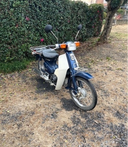 101.  スーパーカブカスタム　4速　FI  原付　バイク　50cc   車体　本体