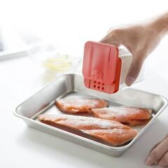 小麦粉＆スパイスボトル　レッドの画像