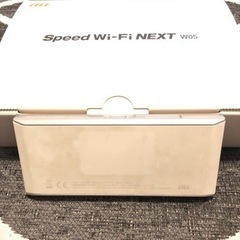 【au Wi-Fi  w05】中古の画像