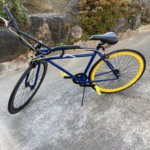 ピストバイクとはイタリア語で[トラック)