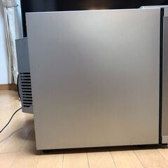 ワインセラー　０円　取りに来ていただける方　ペルチェ方式　夏場の使用には難ありの画像